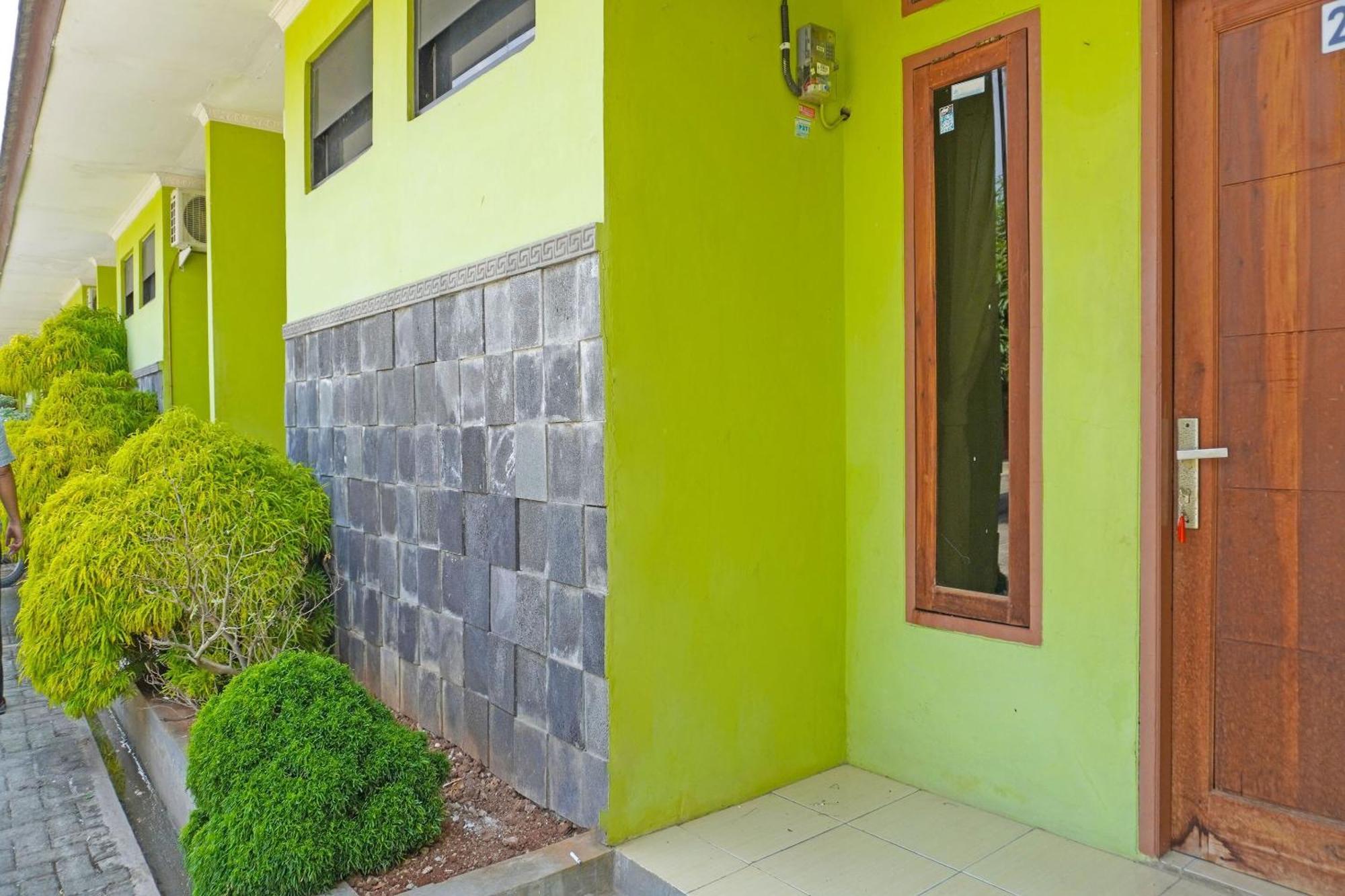 Oyo 91762 Syariah Hotel Purwakarta