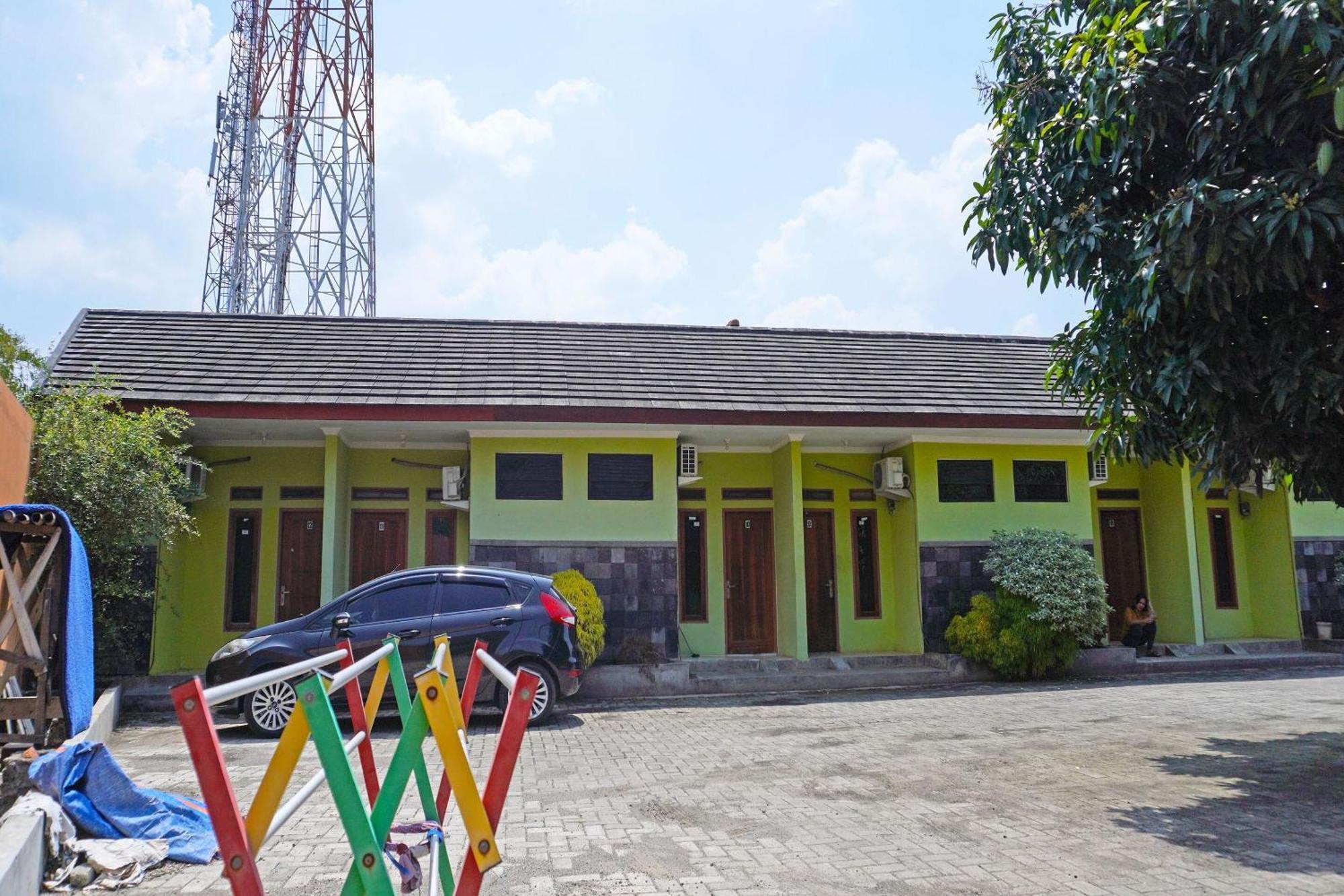 Oyo 91762 Syariah 2*